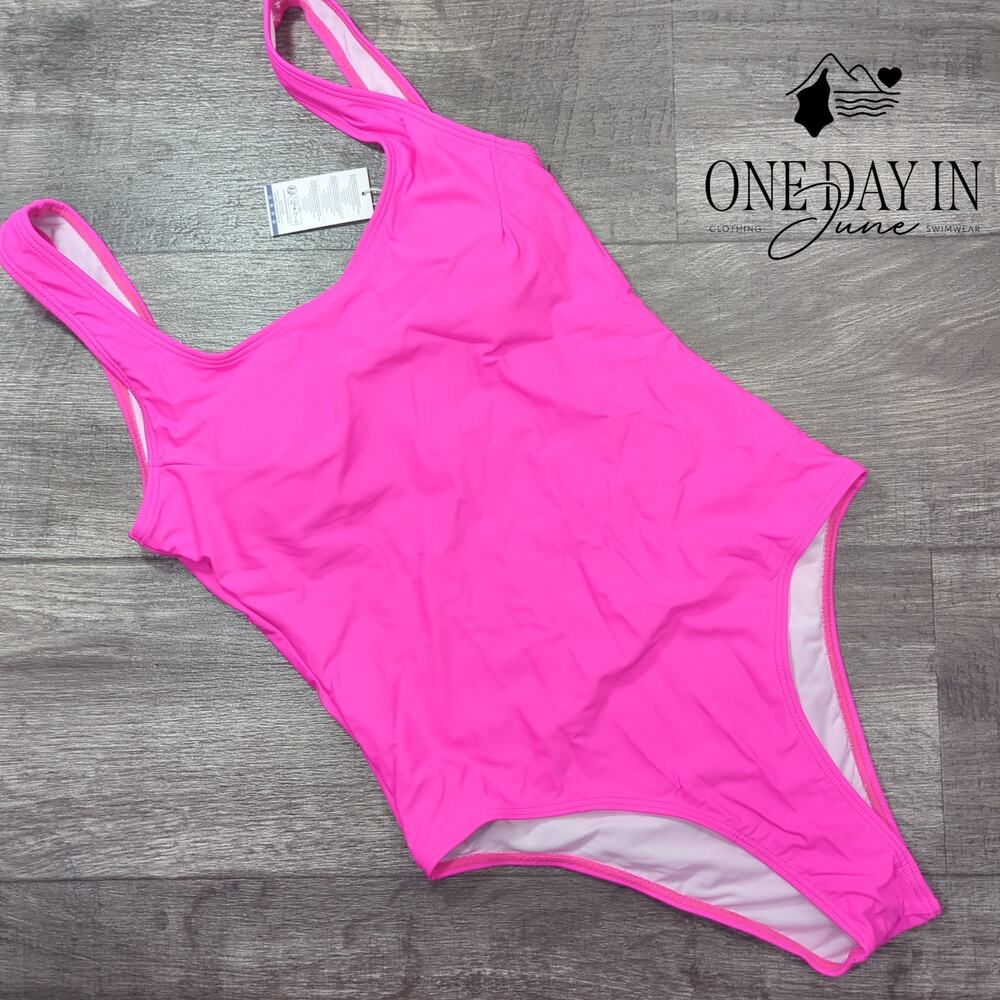 Summer Mae Square  Neck One Piece Swimsuit Size M